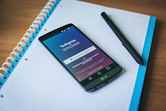 be italian social media strategist