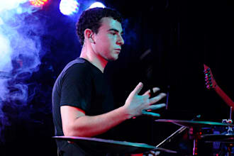create midi or live drums for your song
