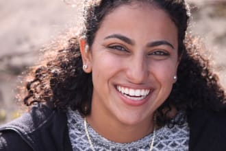 offer egyptian arabic female voice over for radio, video or storytelling