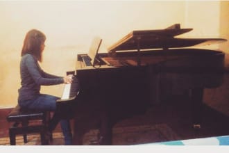 give affordable online piano lessons