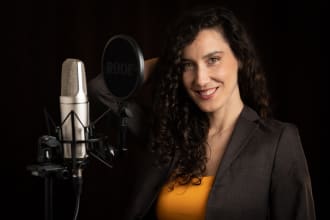 narrate explainer videos in a universal english accent