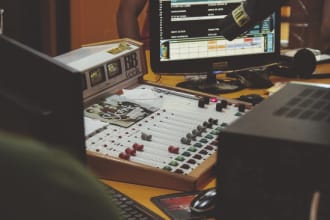 ghostwrite your house music or techno track