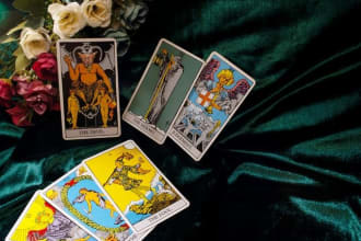 do a love tarot reading