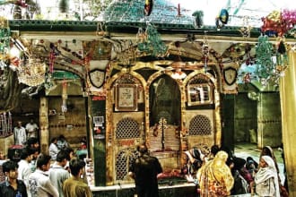 pray for you at bibi pak daman tomb