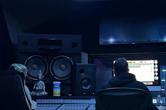 produce, arrange a song or make a custom beat
