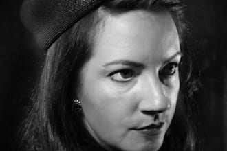 be your bilingual spanish english female voice over