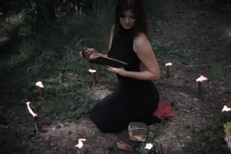 cast an extremely powerful protection spell for you