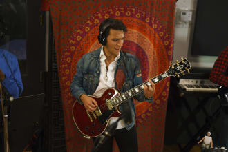 add acoustic or electric guitar to your song