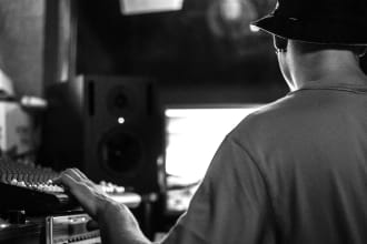 make a custom rap, pop, rnb quality beat