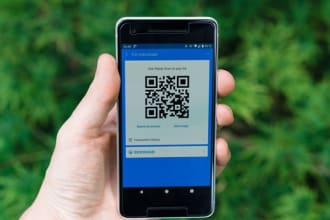 provide a custom qr code with your logo