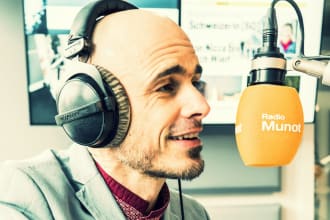 promote and advertise your podcast show to make it up on itunes store