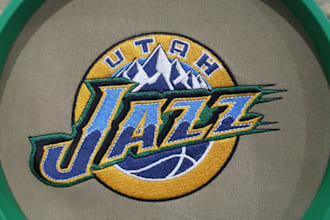 do embroidery digitizing into dst, pes file in 1 hour