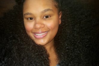 be your curly hair and accessory model