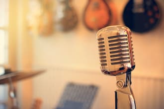 give a voice to your ideas and proyects voz en off