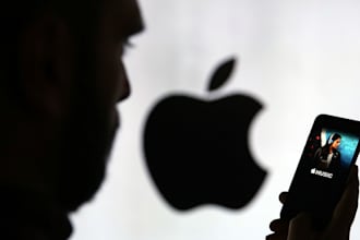add your apple music to playlist curator