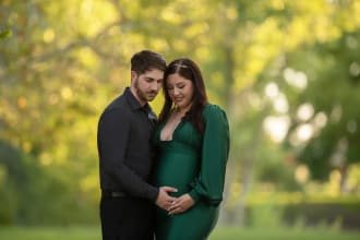 do maternity, newborn, children, family and model photo retouching in photoshop
