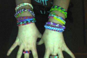 make a rubber bracelet for you