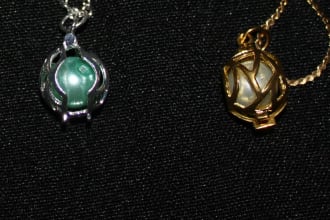 send u 4 of these necklaces with free shipping