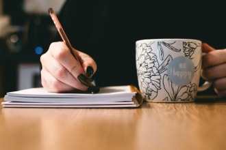 write an article in french or english