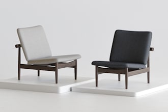render photorealistic 3d chairs, sofas and furniture