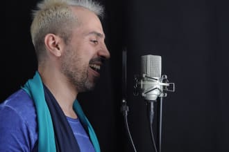 produce instruments and voice in spanish