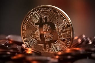 write an amazing french article about cryptocurrencies