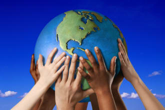write articles , rewrite pages , translate Ar En Fr Gr Sp