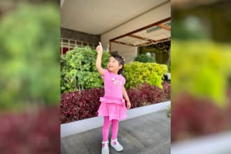 video ugc with girl model for your products or service