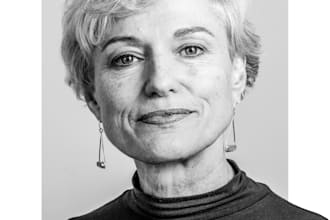 take professional head shots for you and your team