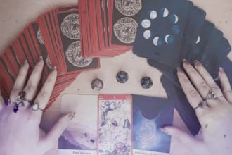 give an in depth love tarot reading
