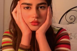 be your professional female model for products or cosplay