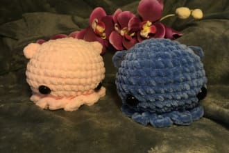 crochet a sweet stuffed animel in a shape you want
