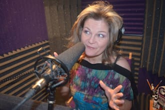 do professional north america female voice over