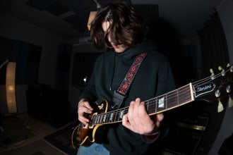 play neo soul, lofi, blues guitar for your music