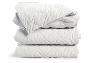 create 3d visualisation of pillow, blanket, bedsheet, mattress and other linen