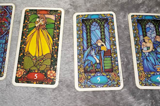 read your tarot oracle cards