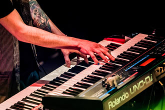 record your keyboards with excellent sound and rhythm