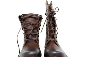 make customized stylish and durable leather boots for you