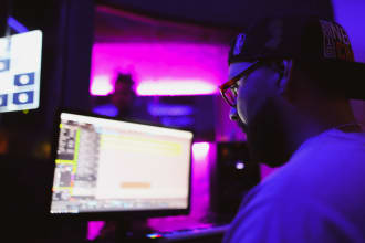 professionally produce reggaeton and trap beats for you