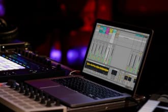 record professional electric guitar tracks