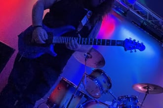 record guitar and bass