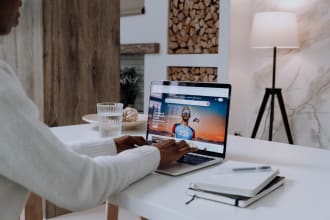 do professional website for airbnb listed apartments or hotels