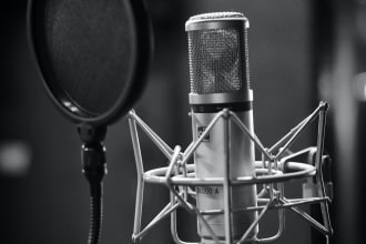 do voice over in spanish in a neutral deep manly tone
