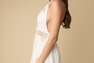 shoot commercial clothing photography in studio