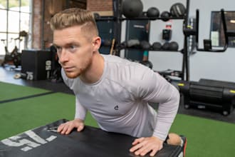 do gym location style photography with models included