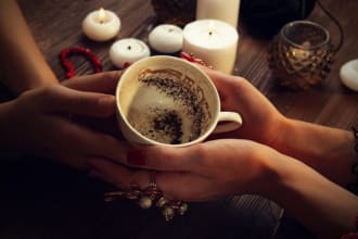 do detailed coffee cup reading