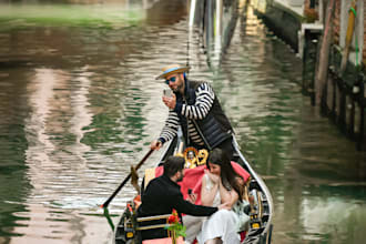 organise and photograph your engagement proposal in venice