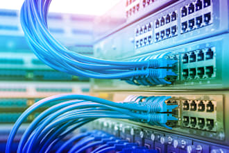 do ccna and ccnp networking  labs on cisco packet tracer and gns3