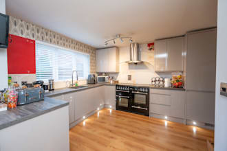photograph property for airbnb or estate agent in birmingham, worcestershire UK
