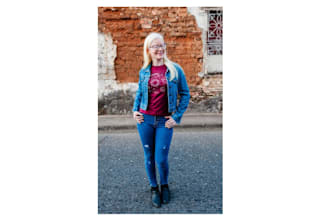 be your albino model for products and lifestyle photos